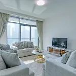 New Spectacular 2Br W/Marina Views