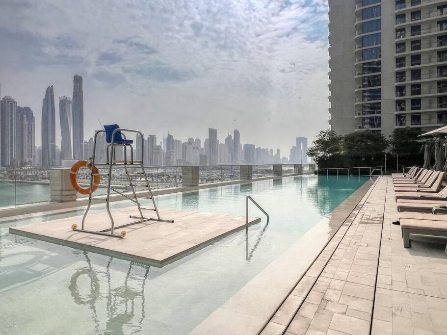 New Spectacular 2br W/marina Views Apartment Dubai